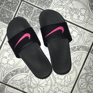 Nike slides